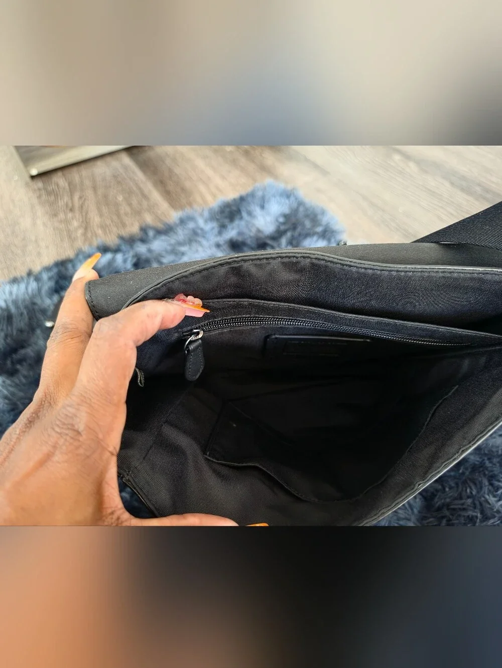 Coach sleek messenger